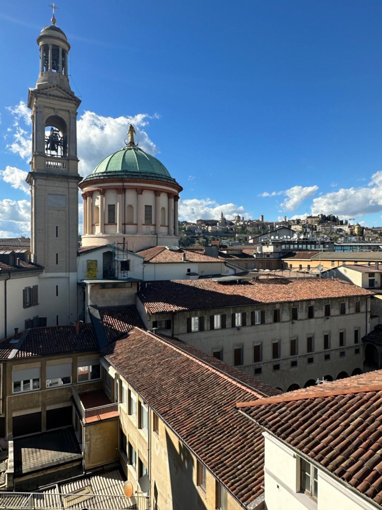 贝尔加莫San Francesco Skyline公寓 外观 照片